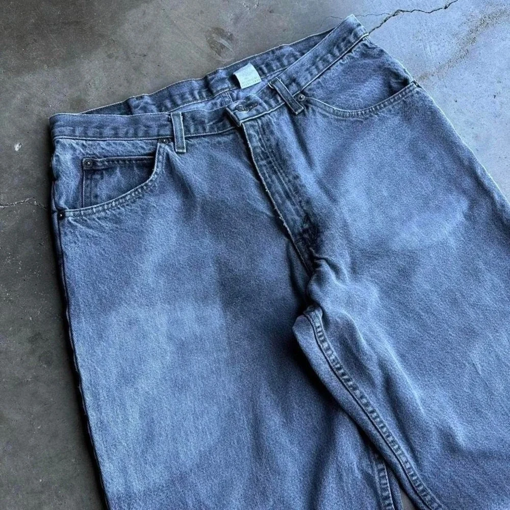 Levis faded grey